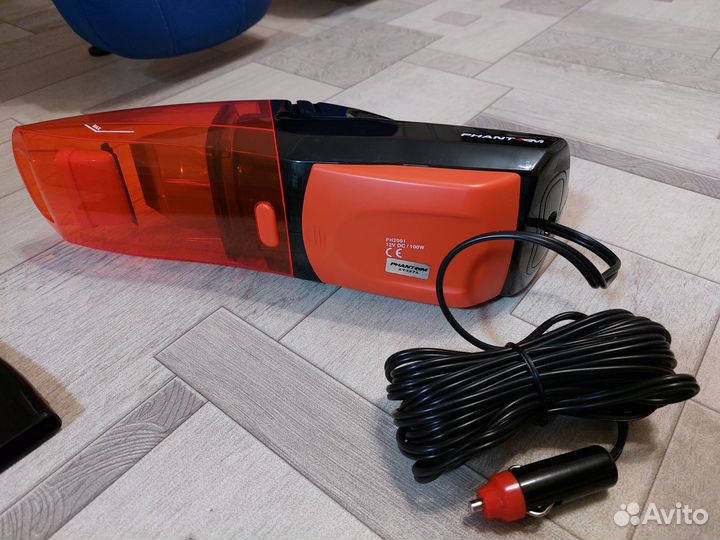 Автомобильный пылесос