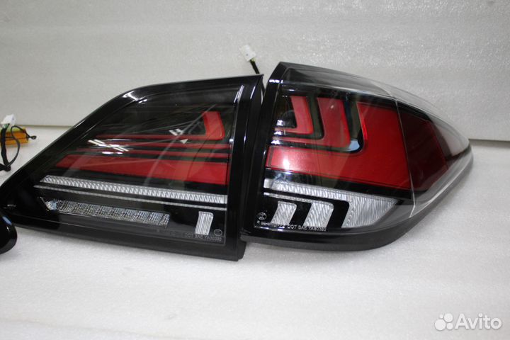 Стопы RX 350 / RX 270 / RX 450H дизайн 2016+, крас