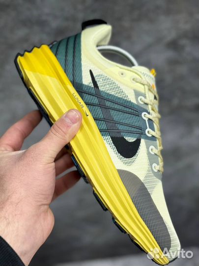 Кроссовки Nike lunar
