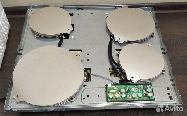 Индукционная варочная поверхность (на запчасти)