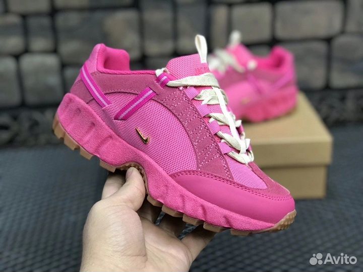 Кроссовки Nike Air Humara x Jacquemus