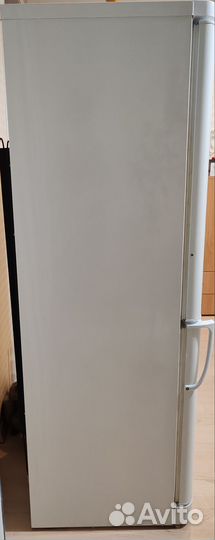 Холодильник Indesit