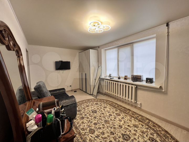 2-к. квартира, 43 м², 1/2 эт.