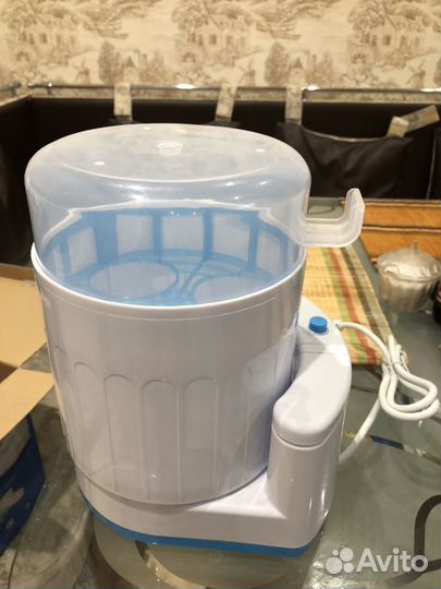 Стерилизатор для бутылочек, сосок, пустышек новый