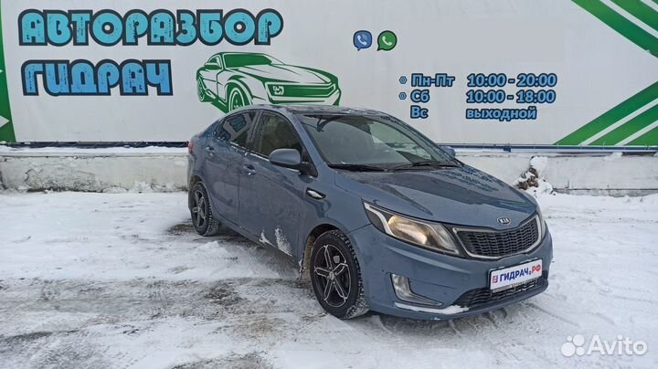 Ручка двери передней внутренняя правая Kia Rio 3 8