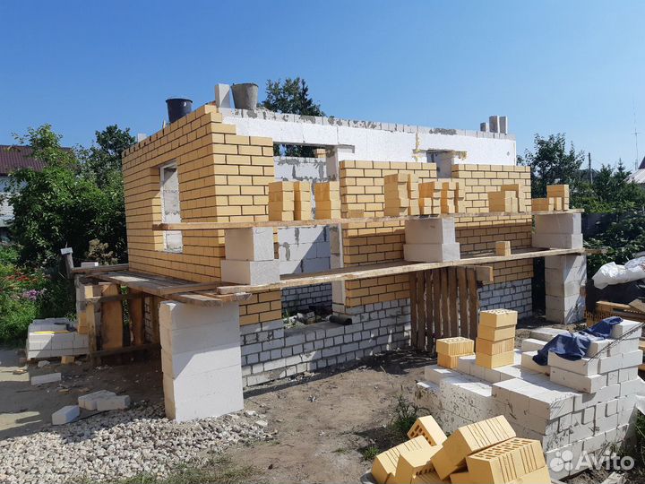 Кладка кирпича