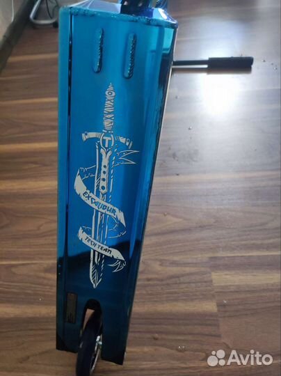 Трюковой самокат Tech Team Excalibur 2021