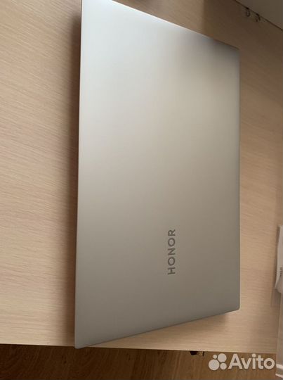 Продам ноутбук Honor MagicBook 16 Pro