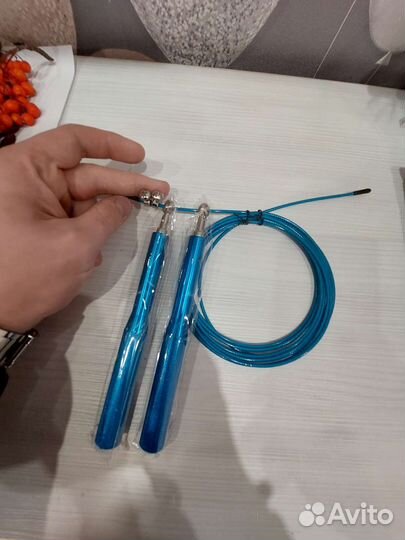 Скоростная скакалка для фитнеса или бокса