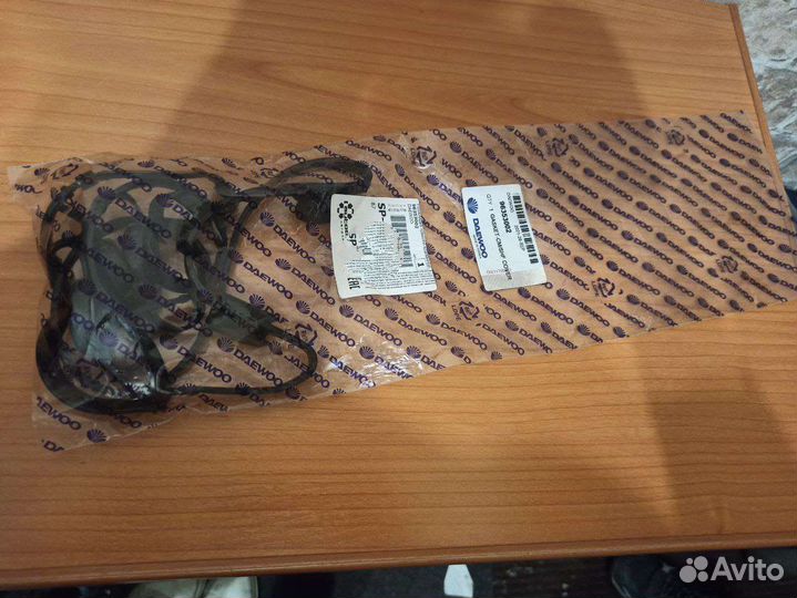 Прокладка клапанной крышки 96353002