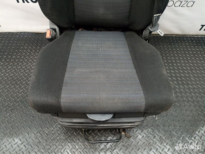 45104680012231 Сиденье водительское пневматическое