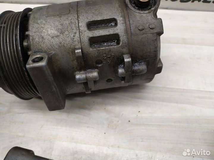 Компрессор кондиционера Mercedes М112