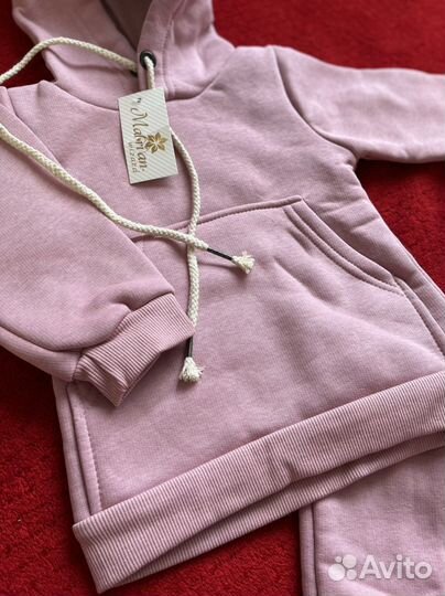 Спортивный костюм для девочки