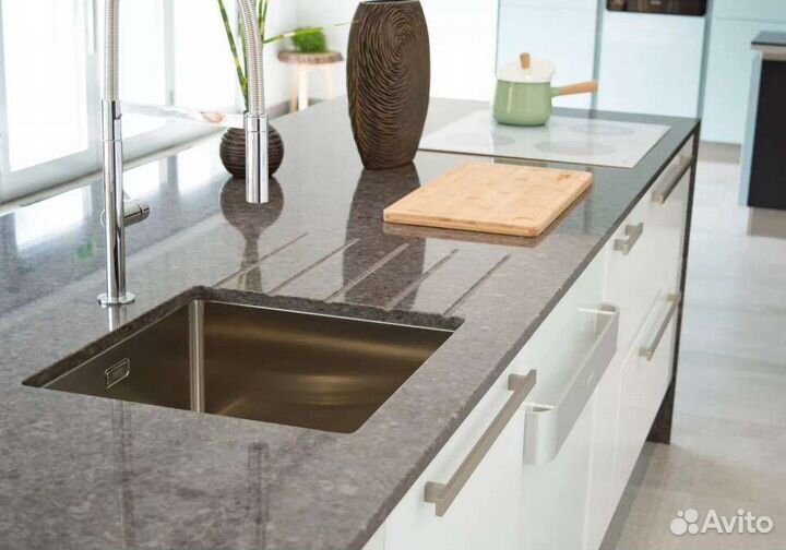 Столешница из камня Кварцевый Агломерат