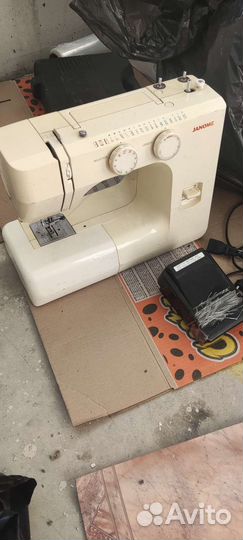 Швейная машина Janome бу