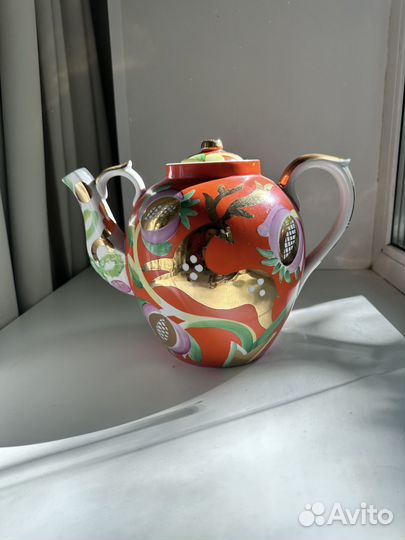 Чайник золотой олень Дулево