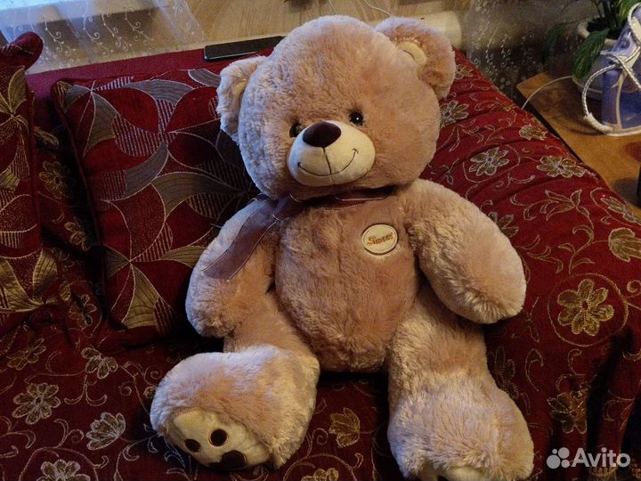 Плюшевый медведь