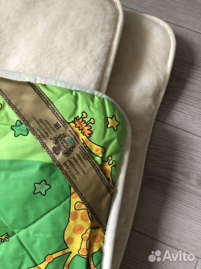 Детский комплект в кроватку Lama Gold.Новый