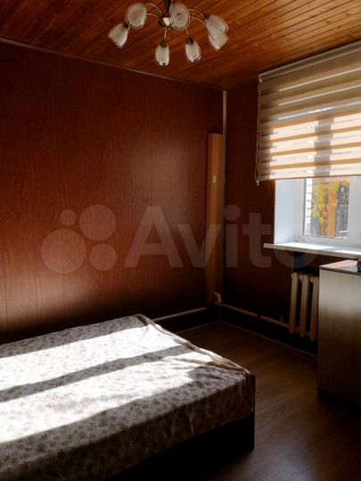 Комната 18 м² в 4-к., 1/2 эт.