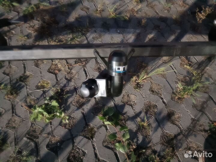 Фаркоп на logan