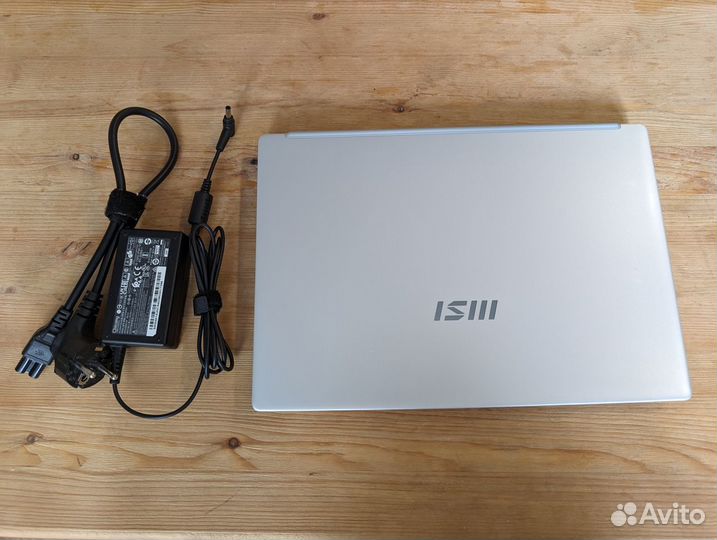 MSI Modern 14 C12M-240XRU i5-1235u 8/512 silver