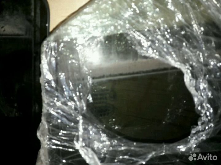 Рендж ровер вог стекло заднее левое