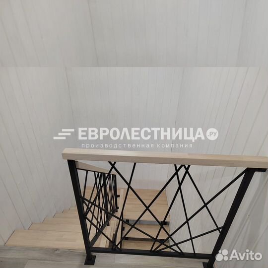 Лестница на второй этаж