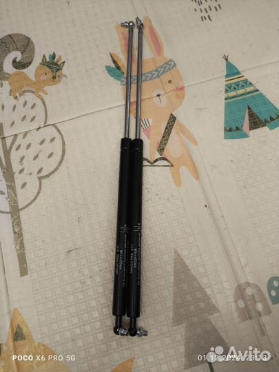 Опоры багажника ваз 2111