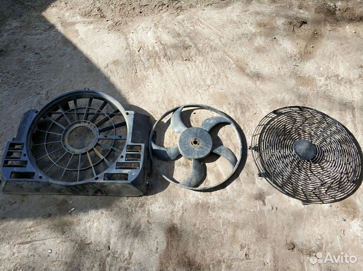 Диффузор вентилятора Рендж Ровер LR322 3.0D