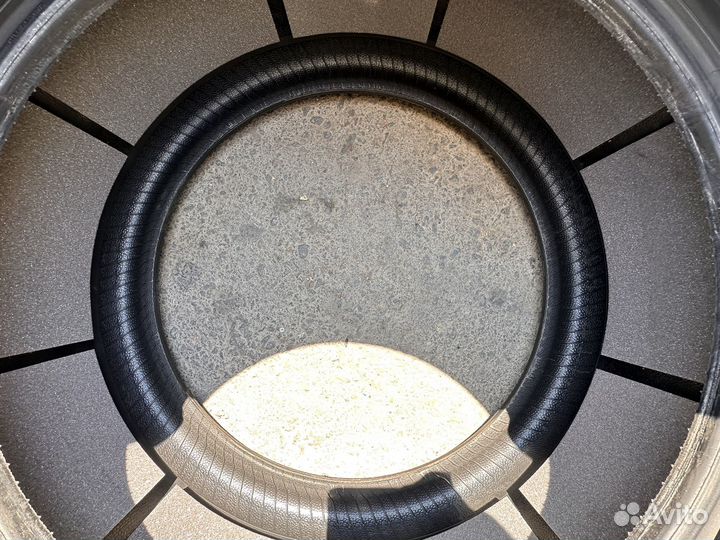 Pirelli P Zero 255/35 R21 98Y