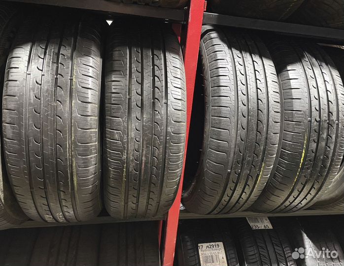 Goodyear EfficientGrip SUV 4x4 215/60 R17 93N