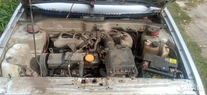 ВАЗ 2109 1.5 МТ, 2004, битый, 294 000 км
