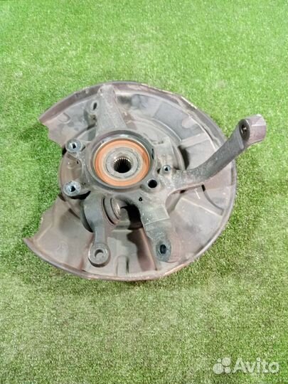 Цапфа задняя левая Mercedes-Benz S320 W220 M112E32