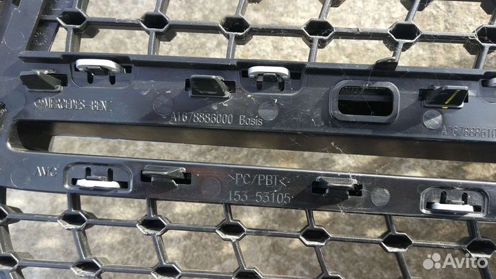 Оригинальная решетка радиатора Мерседес