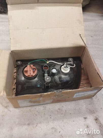 Фонарь левый SsangYong Kyron новый