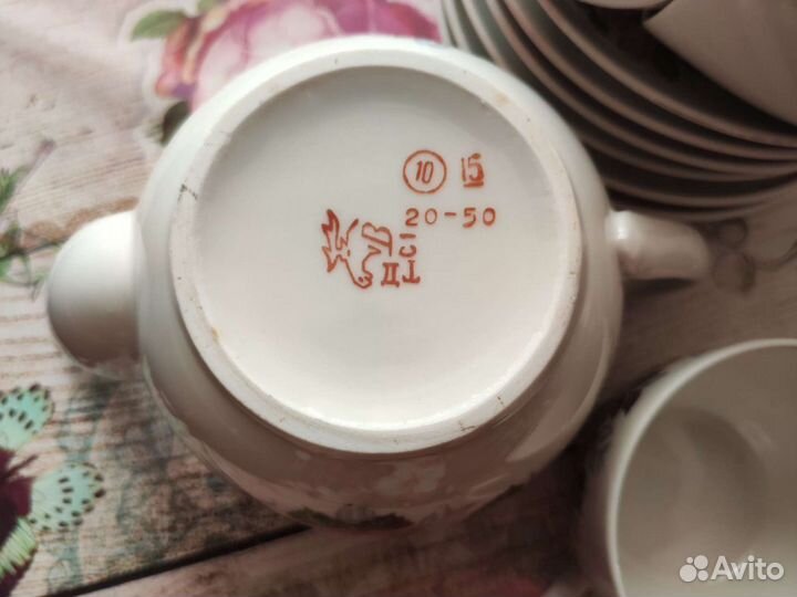 Чайный сервиз на 6 персон