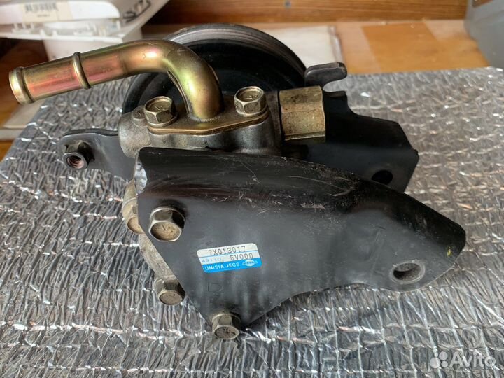 Насос гидроусилителя nissan