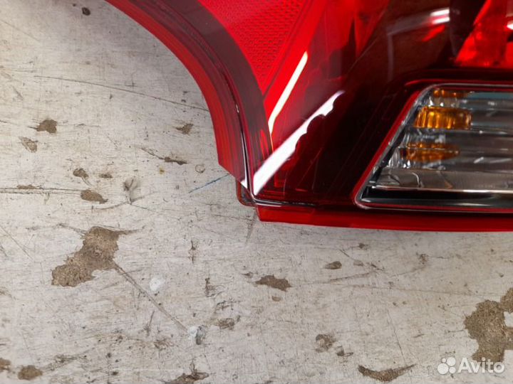 Фонарь левый Mitsubishi Outlander 3 2015