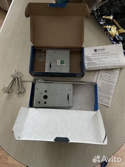 Замки дверные врезные