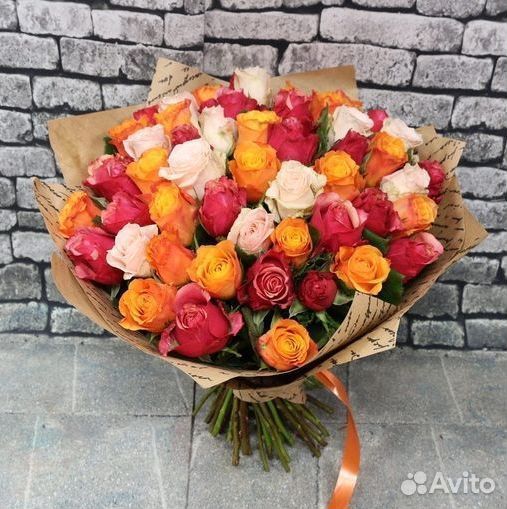 Букет 25 роз на 8 марта
