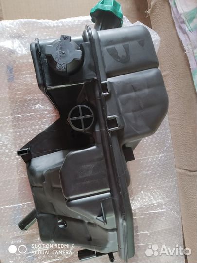 Расширительный бачок на грузовик. 10000 торг