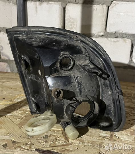 Поворотник левый Киа Спортейдж 1