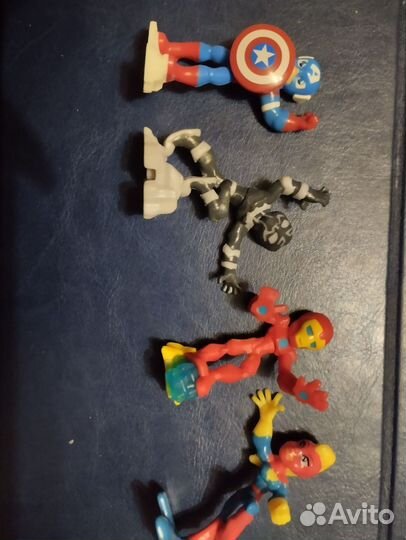 Игрушки из киндера