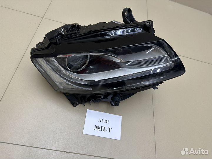 Фара правая ксенон Audi A5 8T