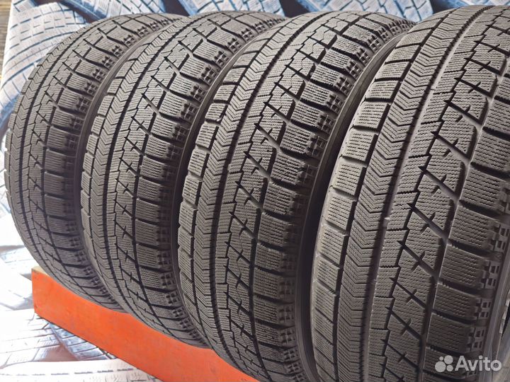 Bridgestone Blizzak VRX 235/50 R18