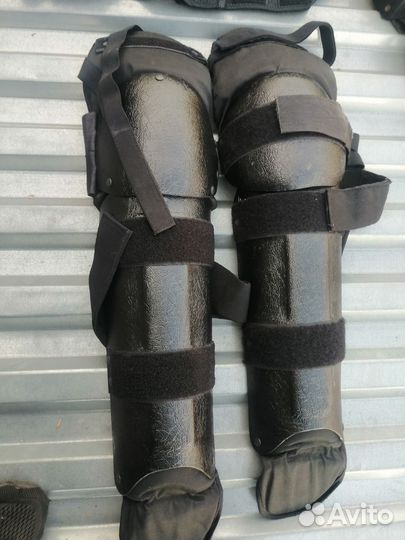 Противоударные щитки (омон)