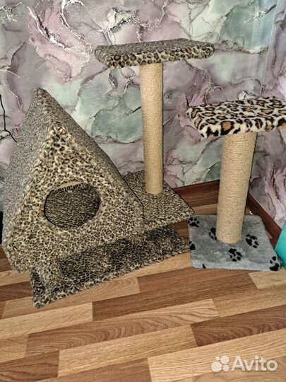 Когтеточки и домики для кошек