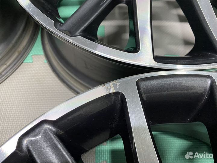 Комплект оригинальных дисков Toyota noah, voxy