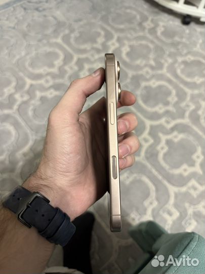 iPhone 16 Pro, 256 ГБ