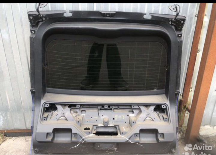 Стекло багажника Range Rover Sport 2 L494